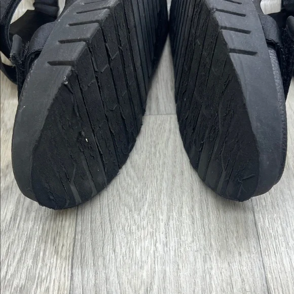 United Nude Black Platform Sandals - Picture 14 of 15